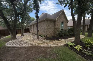 1911 Jesse Way, Corinth, TX 76210 - Photo 3
