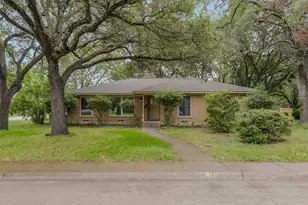 101 Vanderbilt Ln, Waxahachie, TX 75165 - Photo 1