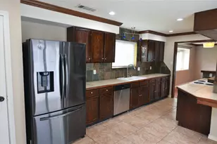 2406 Redbrook Ct, Arlington, TX 76014 - Photo 1