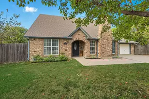 800 Colony Ct, Blue Mound, TX 76131 - Photo 35