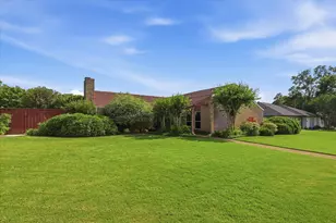 2304 Torrey Manor, Plano, TX 75023 - Photo 3
