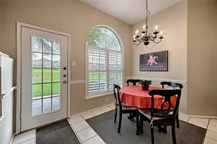 10013 White Ln, Irving, TX 75063 - Photo 7