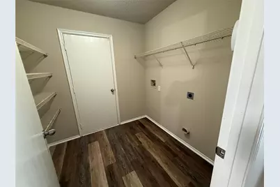2549 Pilgrim Rest Drive, Dallas, TX 75237 - Photo 7
