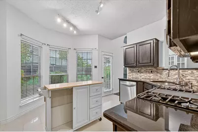 820 Wynnpage Lane, Plano, TX 75075 - Photo 9