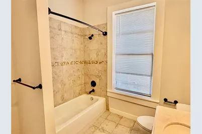 1910 N Carroll Avenue, Dallas, TX 75204 - Photo 17