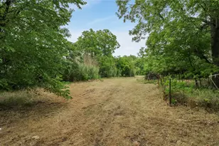 306 Denver Rd, Sunset, TX 76270 - Photo 7