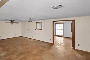 306 Denver Rd, Sunset, TX 76270 - Photo 17