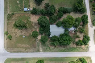 306 Denver Rd, Sunset, TX 76270 - Photo 23