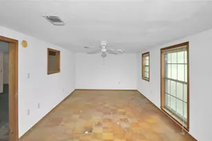 306 Denver Rd, Sunset, TX 76270 - Photo 11