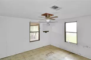 306 Denver Rd, Sunset, TX 76270 - Photo 15
