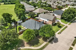 726 Celebrity Ct, Midlothian, TX 76065 - Photo 27