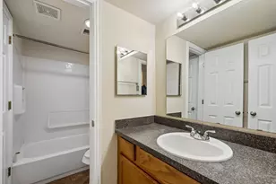 4619 Country Creek Dr, Dallas, TX 75236 - Photo 15