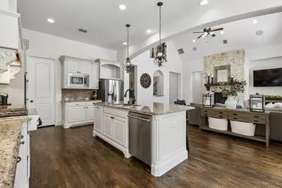 7158 Kentwood Drive, Frisco, TX 75034 - Photo 13
