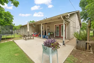 1206 Bales Street, Cleburne, TX 76033 - Photo 5