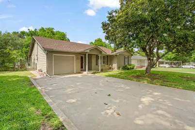 1206 Bales Street, Cleburne, TX 76033 - Photo 3