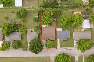 1206 Bales St, Cleburne, TX 76033 - Photo 33