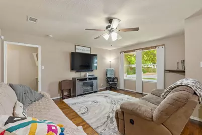 1206 Bales Street, Cleburne, TX 76033 - Photo 13