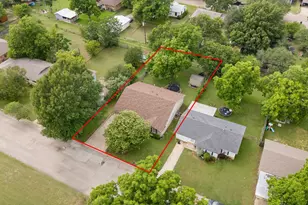 1206 Bales St, Cleburne, TX 76033 - Photo 29