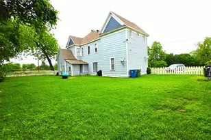 145 N Kealy St, Lewisville, TX 75057 - Photo 25
