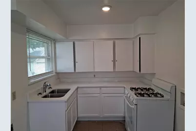 3019 Avon Street #3021, Dallas, TX 75211 - Photo 5