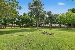 805 Wes Michael Rd, Bonham, TX 75418 - Photo 23
