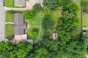 805 Wes Michael Rd, Bonham, TX 75418 - Photo 29