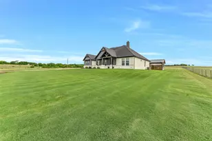 2433 Old Denton Hwy, Decatur, TX 76234 - Photo 3