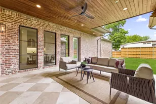 7153 Cornelia Ln, Dallas, TX 75214 - Photo 35
