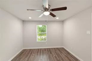 1616 Cleveland St, Greenville, TX 75401 - Photo 9