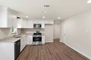 1616 Cleveland St, Greenville, TX 75401 - Photo 5