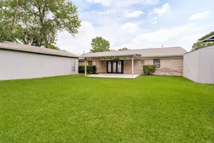 13535 Janwood Ln, Farmers Branch, TX 75234 - Photo 23