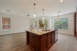 921 Brook Forest Ln, Euless, TX 76039 - Photo 5