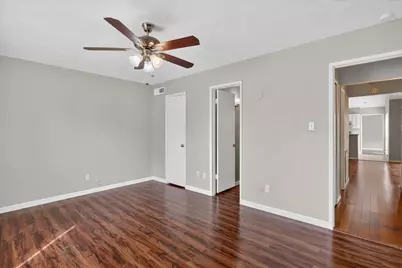 7257 Pineberry Road, Dallas, TX 75249 - Photo 17