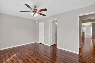 7257 Pineberry Rd, Dallas, TX 75249 - Photo 17