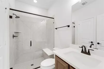 924 Lasalle Drive, Red Oak, TX 75154 - Photo 9