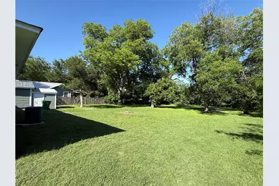 323 Hurt Street, Dublin, TX 76446 - Photo 3