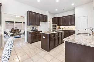 2101 Fleming Dr, McKinney, TX 75072 - Photo 11