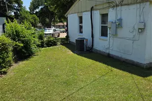 1003 Quincy Cir, Garland, TX 75040 - Photo 23