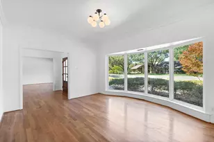 3940 Shady Hill Dr, Dallas, TX 75229 - Photo 17