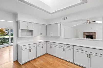 3940 Shady Hill Drive, Dallas, TX 75229 - Photo 11