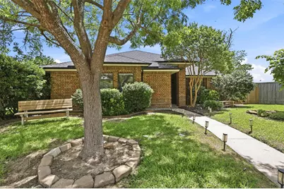 4301 Jenning Court, Plano, TX 75093 - Photo 3