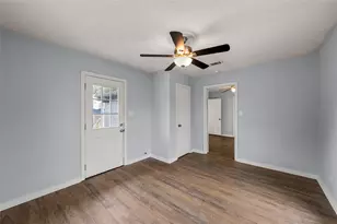 1403 W 11th St, McGregor, TX 76657 - Photo 11