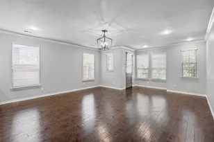 2611 McCart Ave, Fort Worth, TX 76110 - Photo 7
