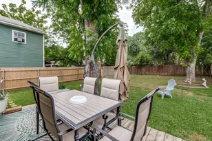 911 S Adams Ave, Dallas, TX 75208 - Photo 11
