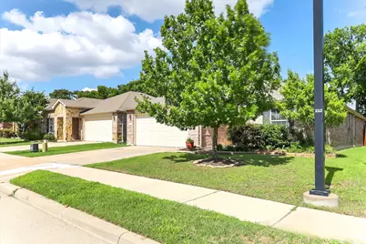 1713 Megan Creek Drive, Little Elm, TX 75068 - Photo 3