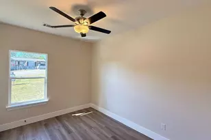 2619 Creekview Dr, Granbury, TX 76048 - Photo 7