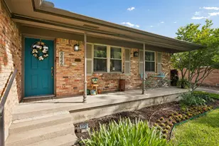 8446 Sweetwood Dr, Dallas, TX 75228 - Photo 13