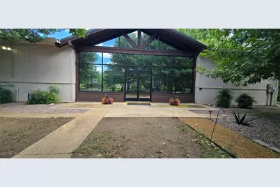 18351 Creekview Road, Sanger, TX 76266 - Photo 11