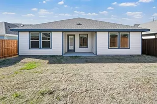 13125 Quintin Dr, Providence Village, TX 76227 - Photo 11