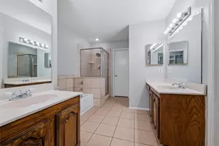 2500 Galemeadow Dr, Fort Worth, TX 76123 - Photo 9
